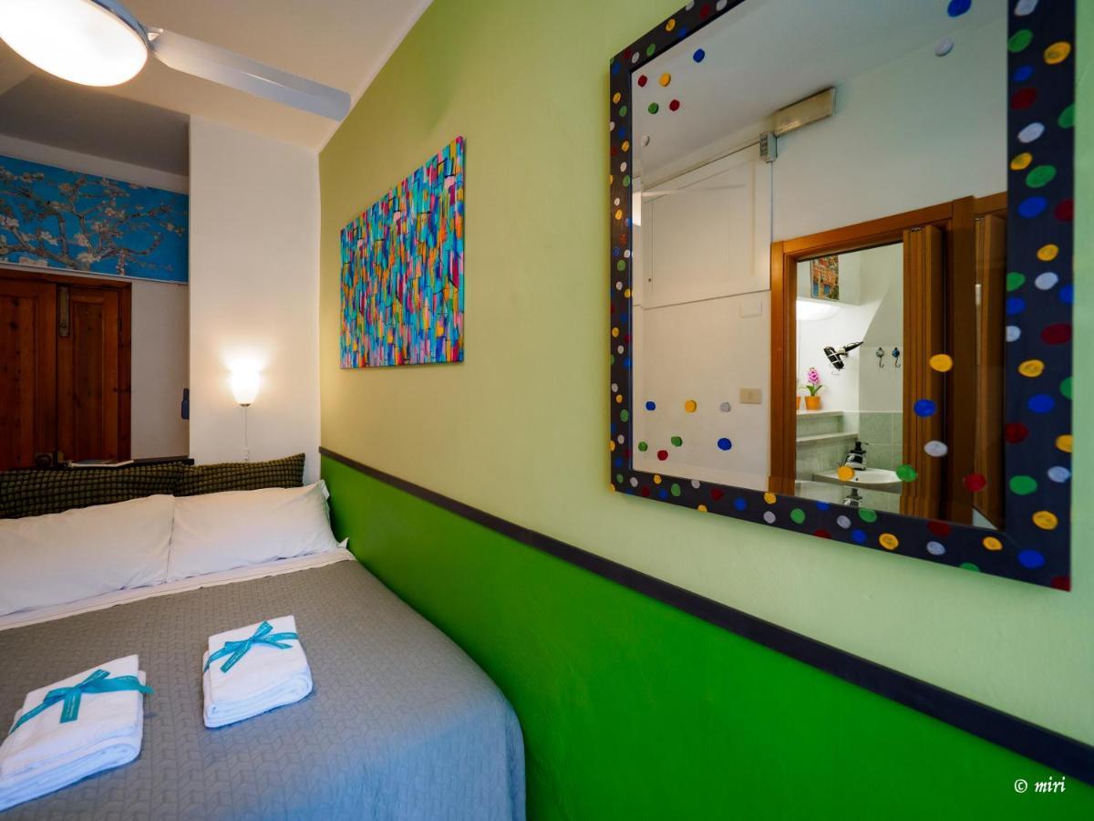 Carmelina Room Vernazza Bagian luar foto